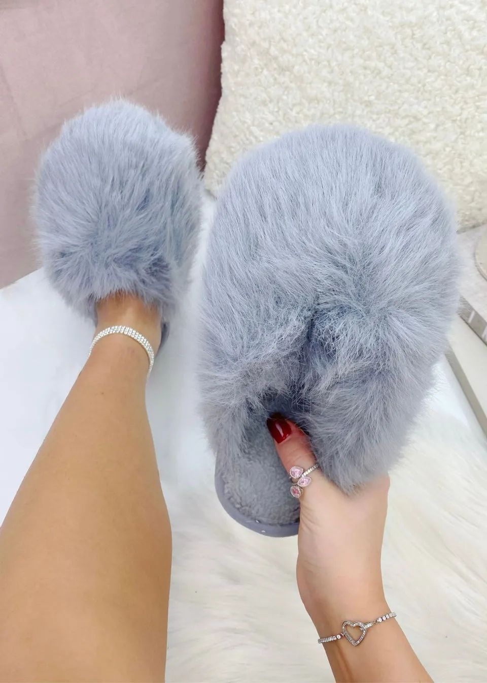 Love Lemonade Grey Ultimate Cosy Fluffy Slippers