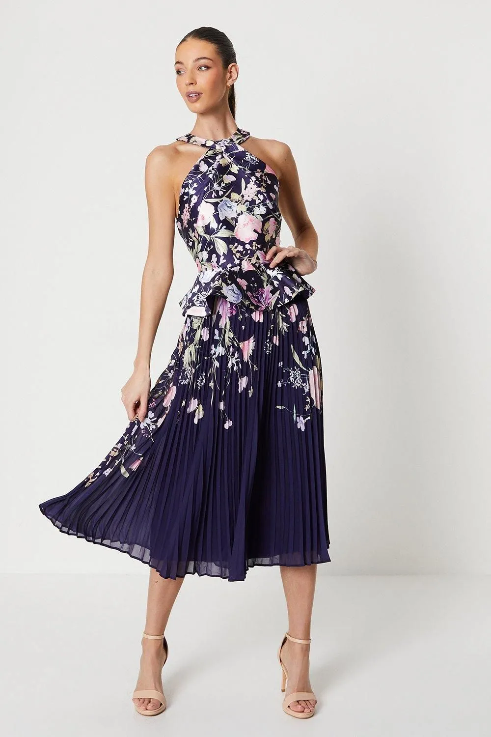 Twill Twist Halter Neckline Pleated Midi Dress