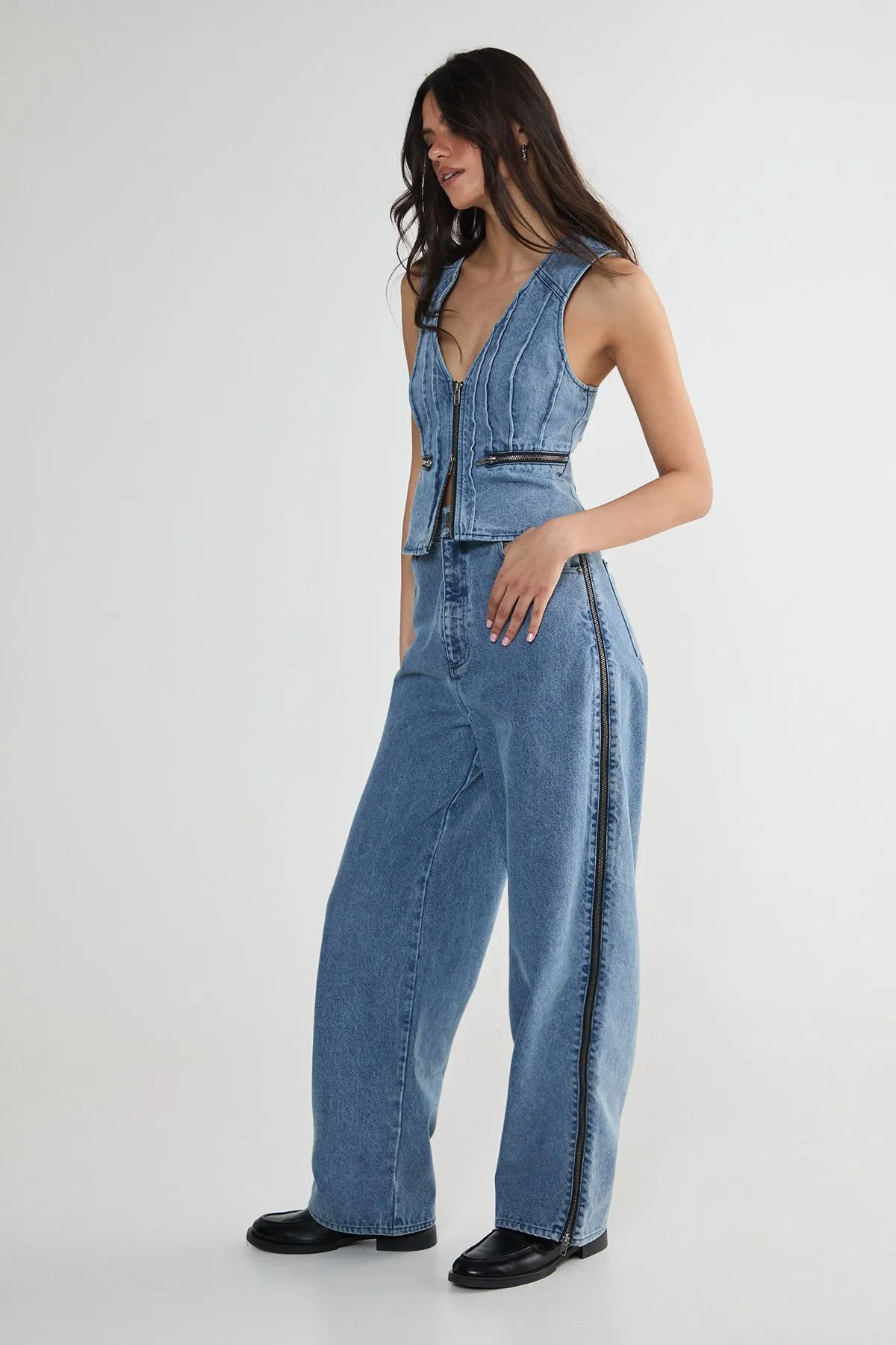 Zip Seam Detail Straight Leg Denim Jeans