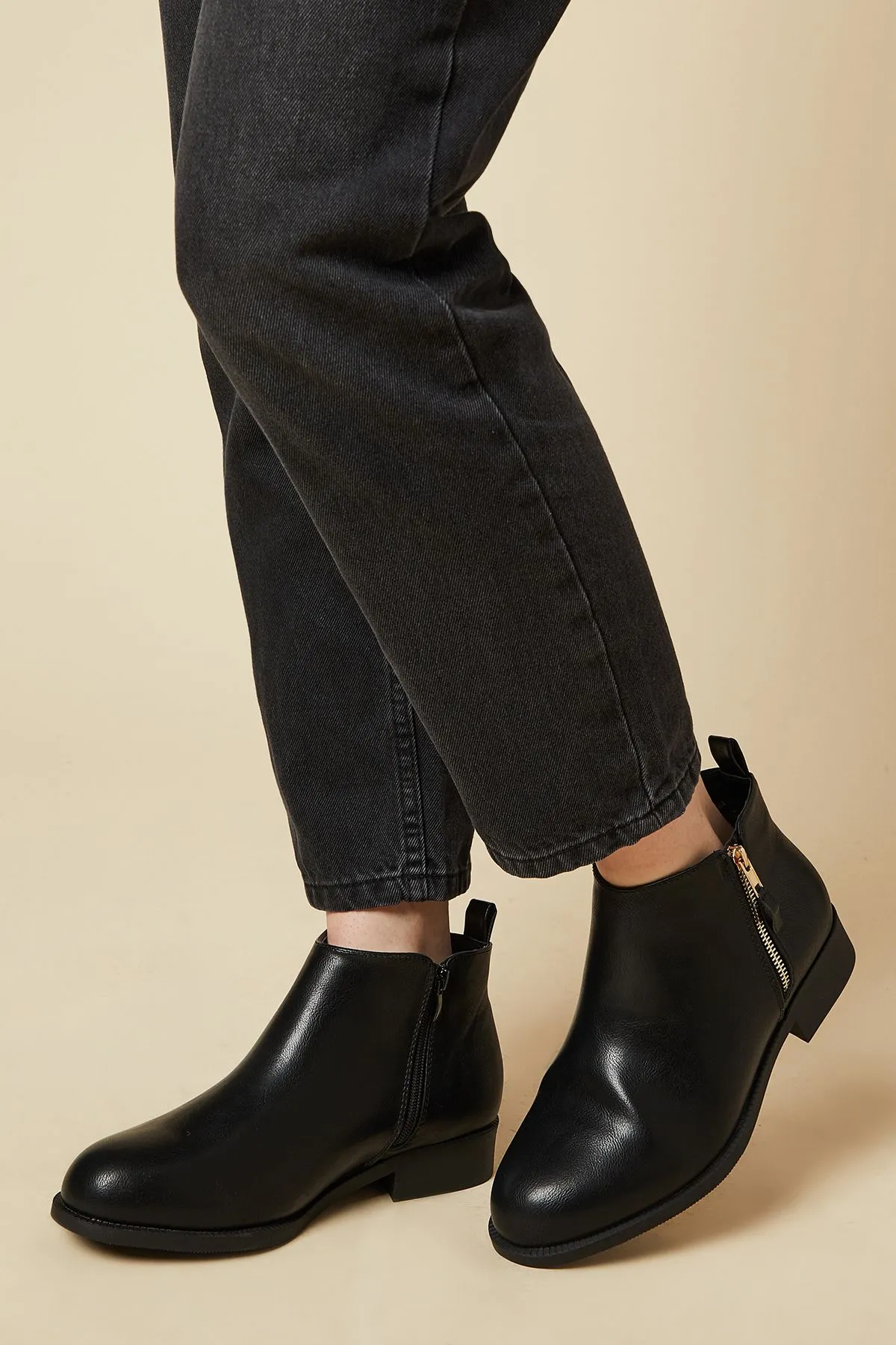 Wide Fit Maddy Side Zip Flat Boots