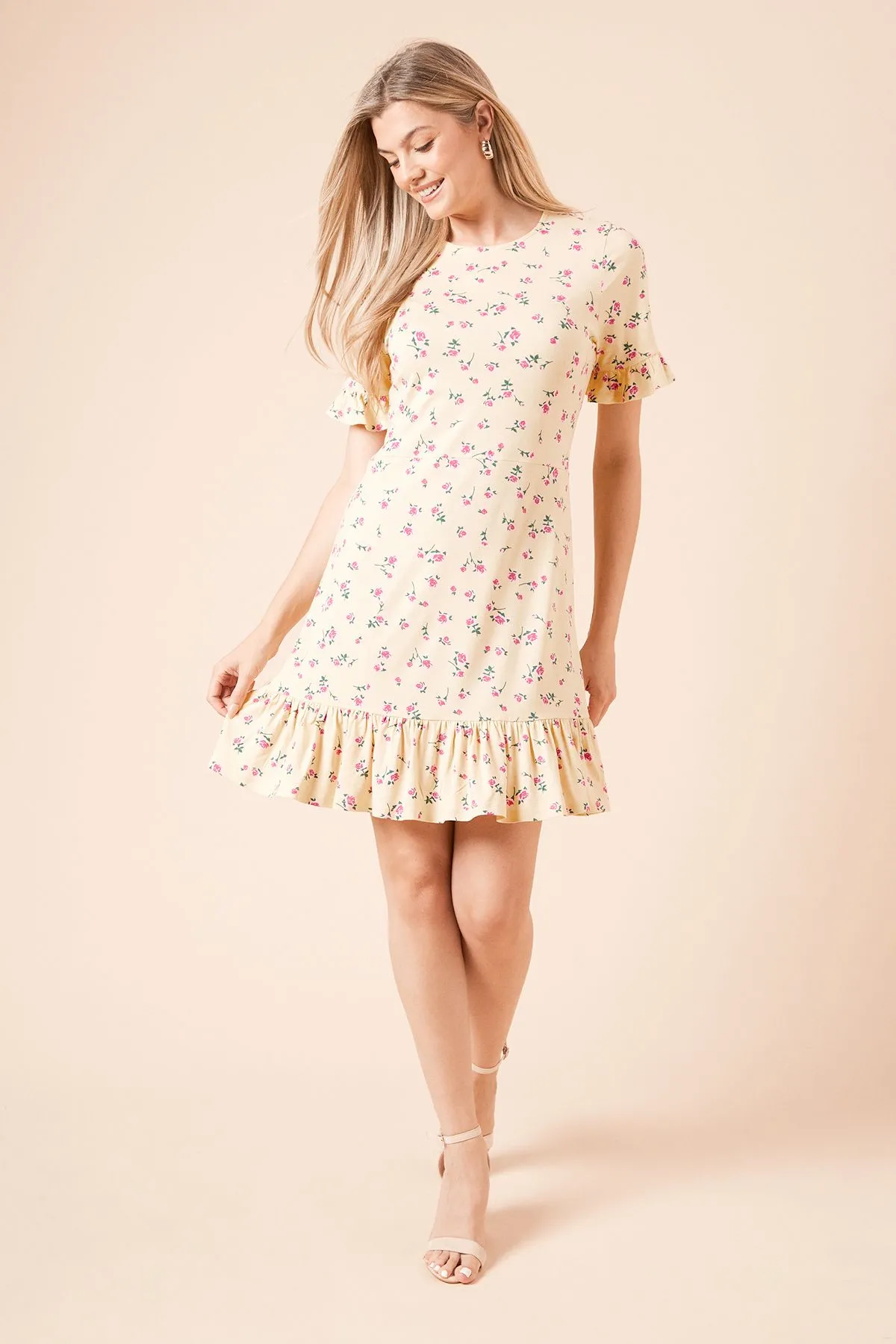 Yellow Ditsy Short Sleeve Frill Hem Mini Dress