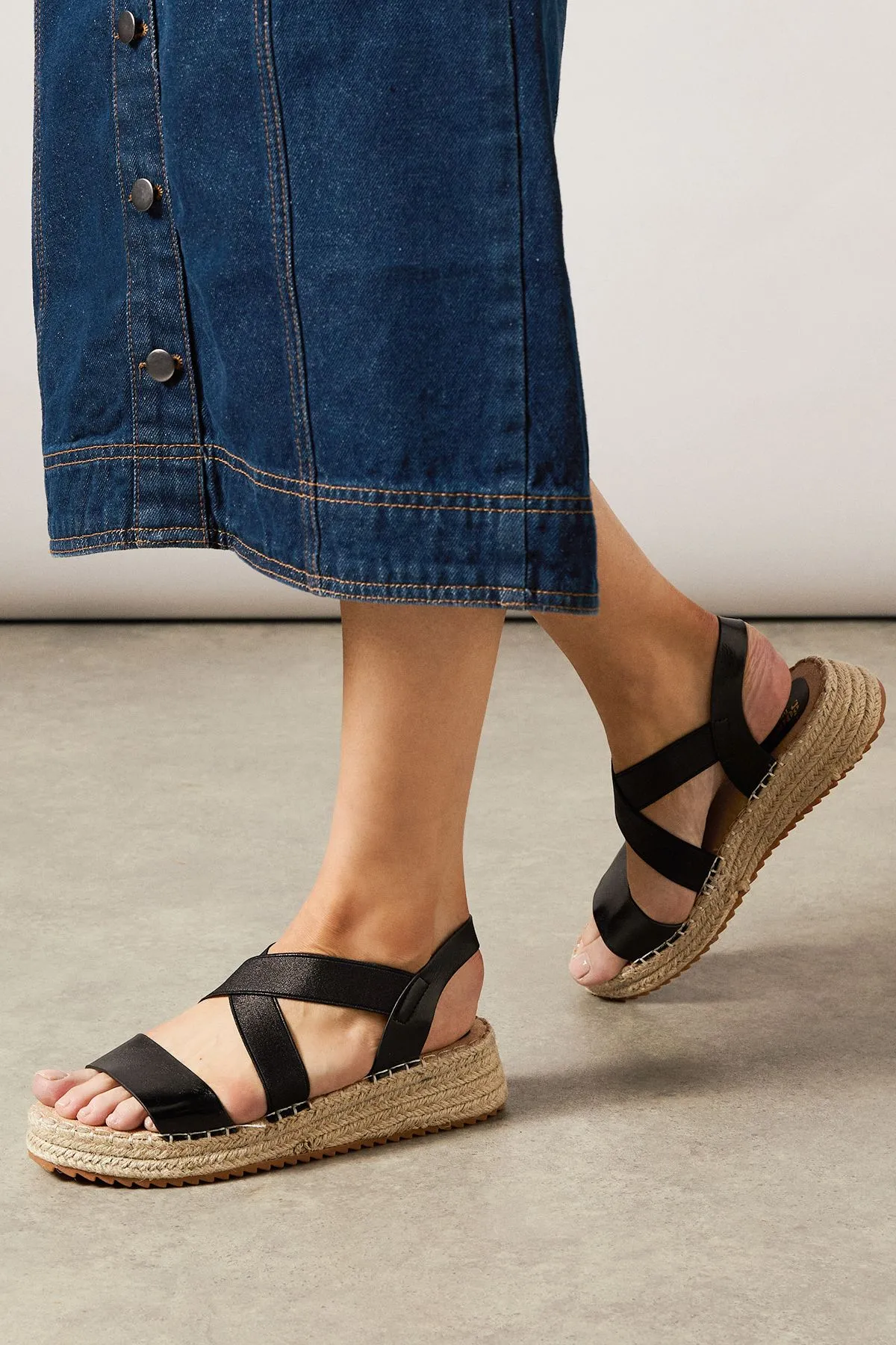Good For The Sole: Farah Faux Leather Elastic Cross Strap Espadrille Flatform Wedge Sandals