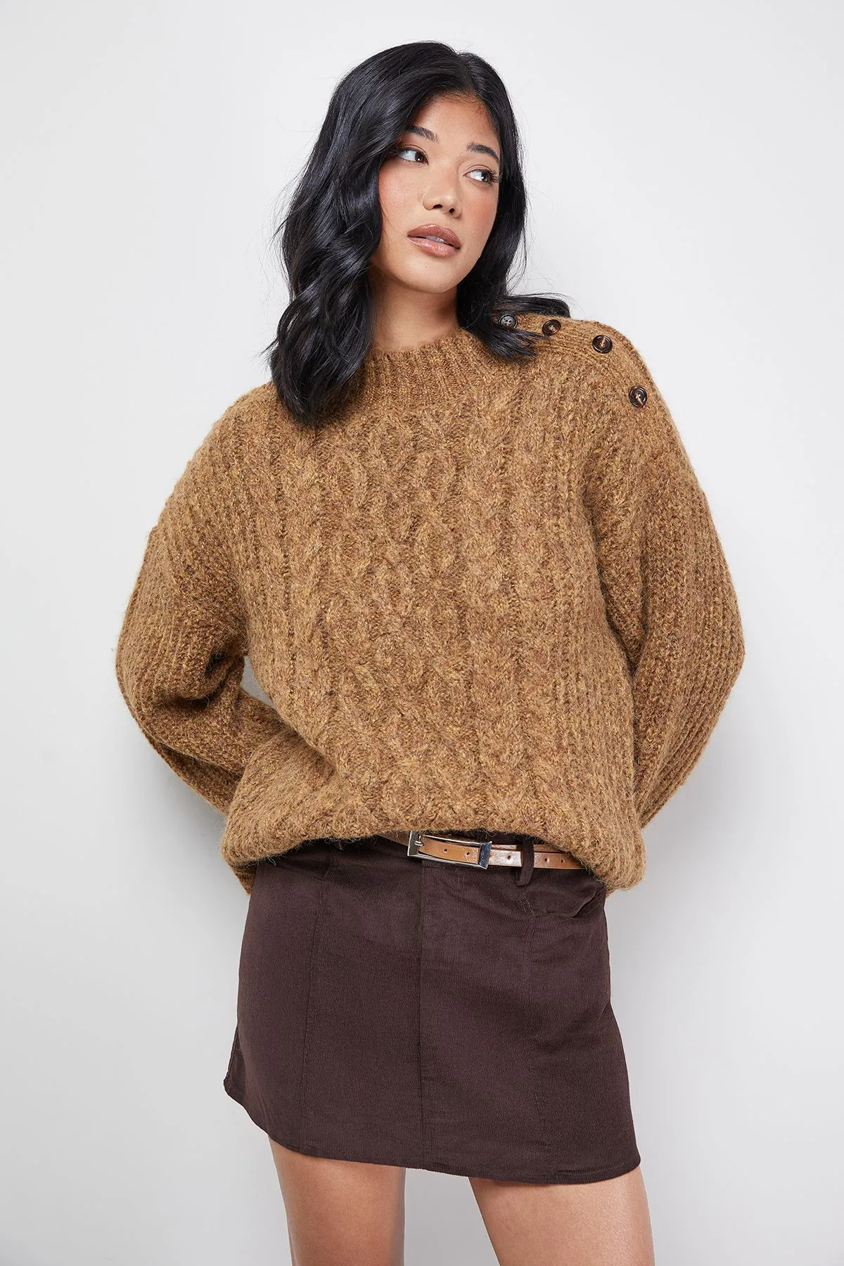 Twist Neck Cable Jumper