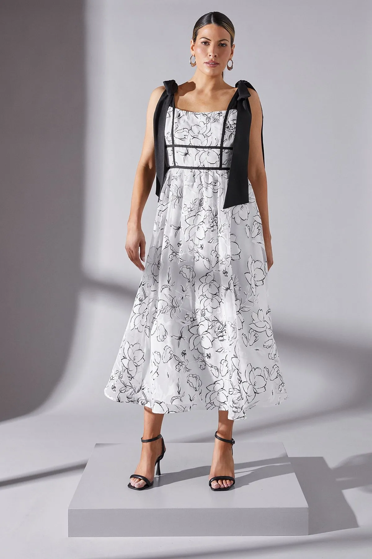 Contrast Tie Shoulder Floral Burnout Midi Dress