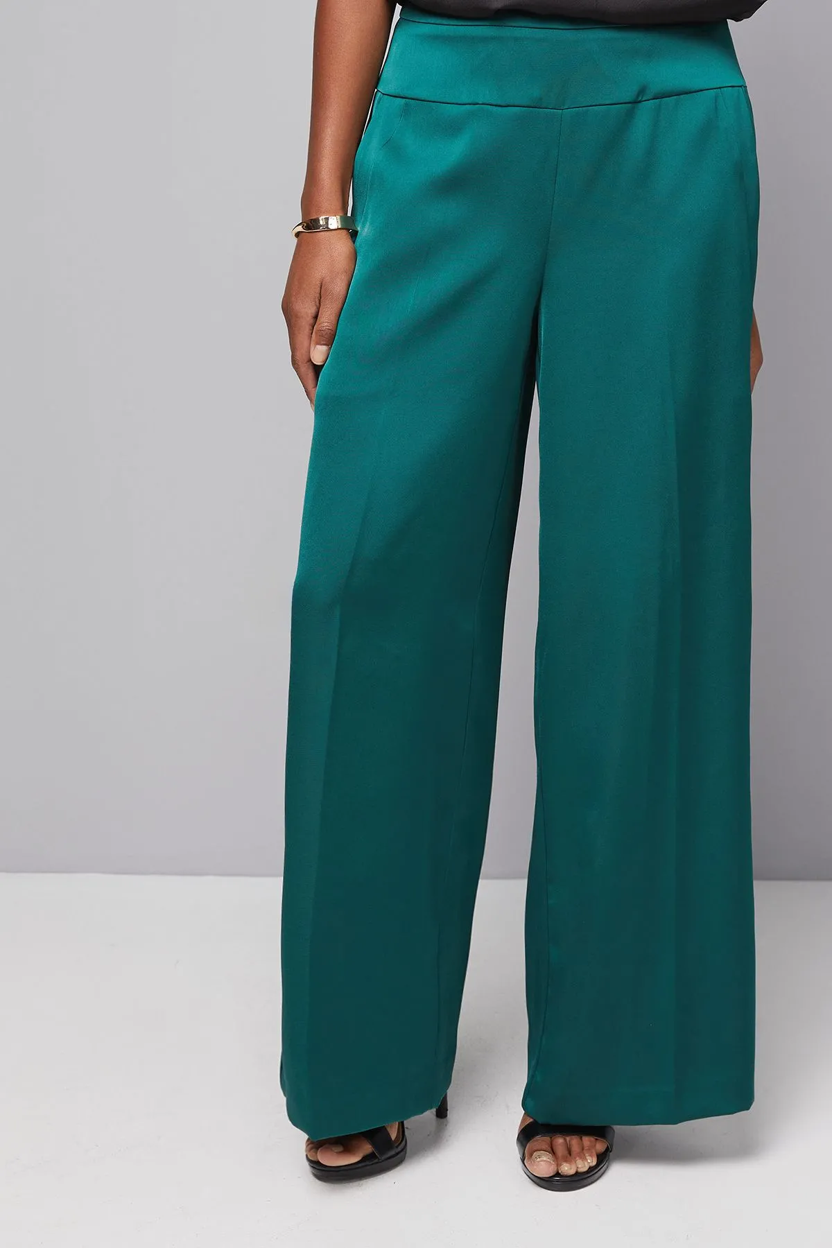 Wide Leg Side Seam Detail Trouser