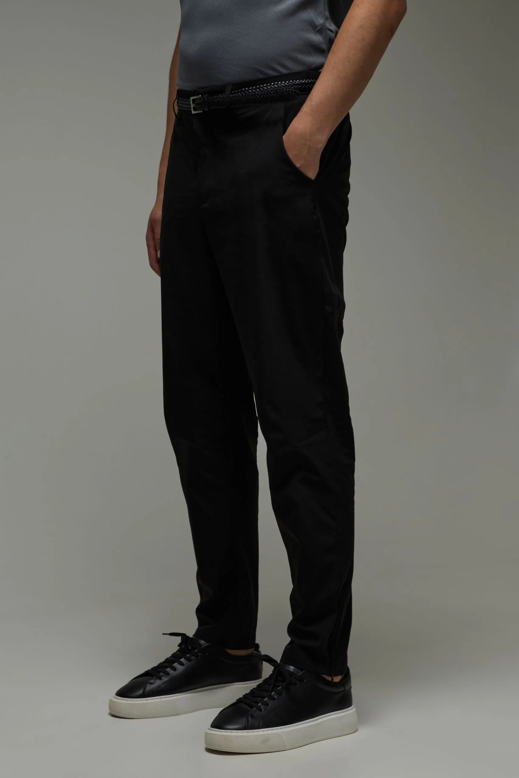 Man Sport Stretch Golf Tapered Trouser