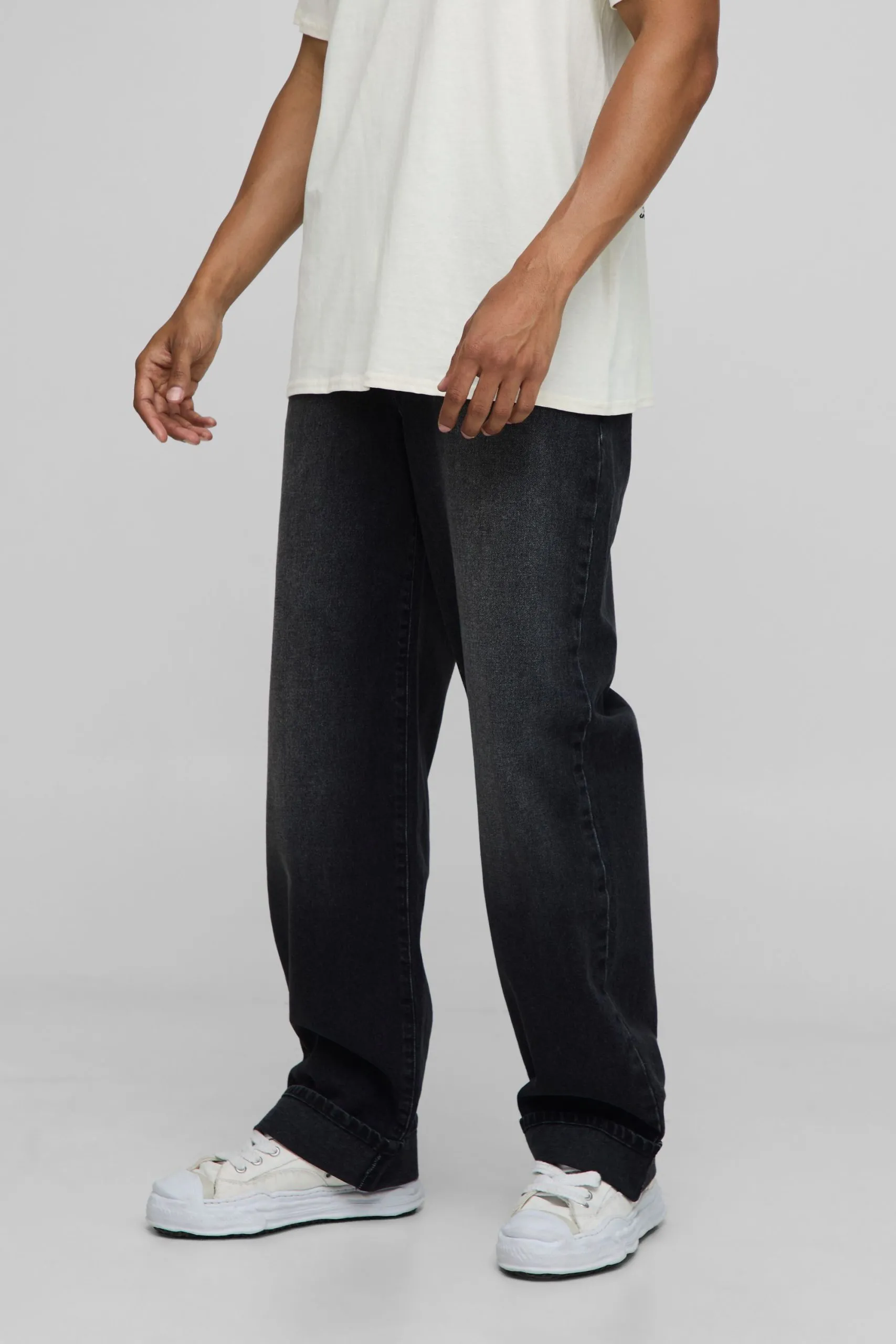 Relaxed Fit Washed Turn Up Hem Jeans