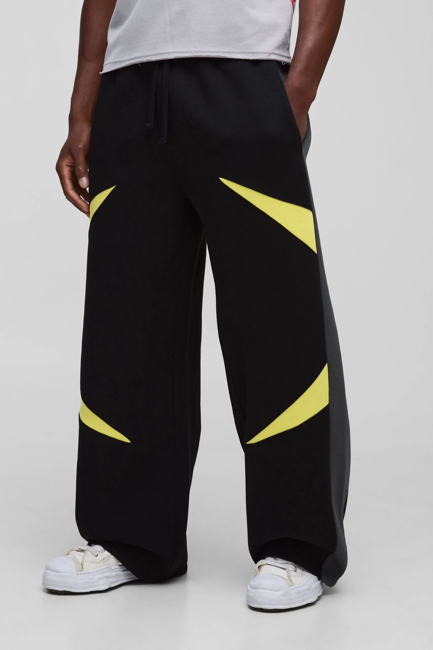 Wide Leg Panelled Jogger