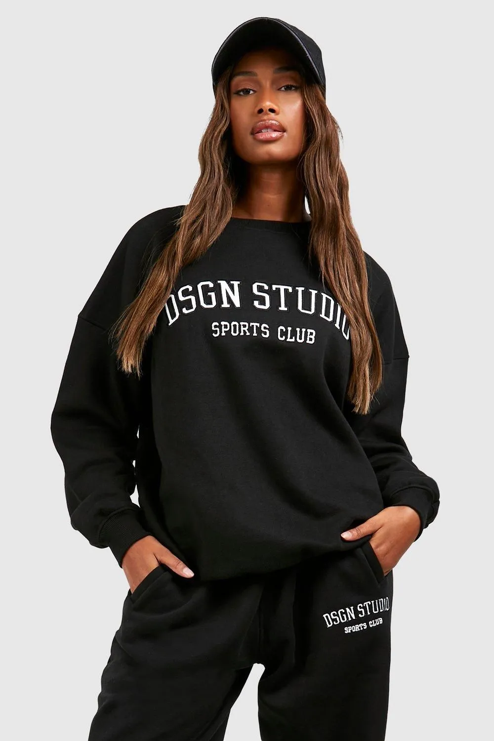 DSGN Studio Applique Oversized Sweatshirt