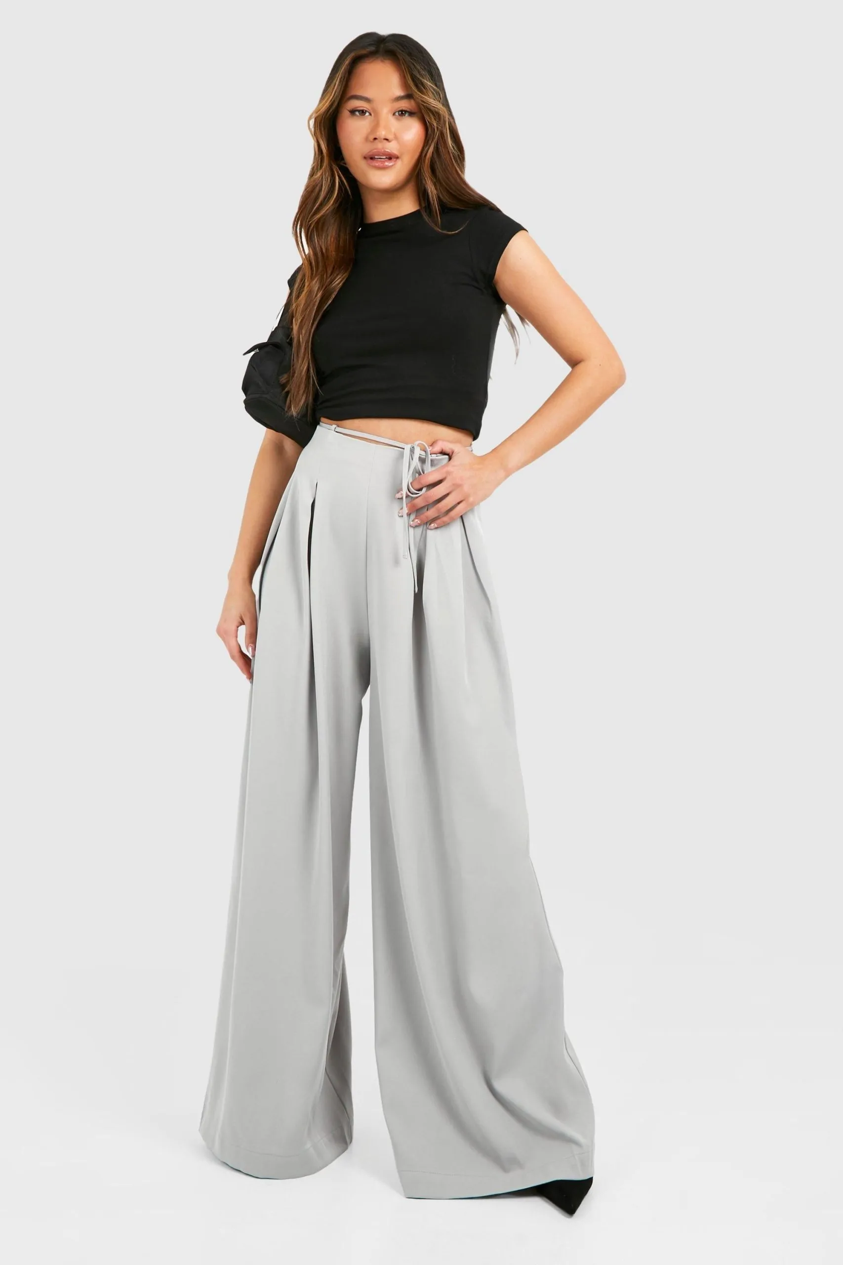 Belt Detail Extreme Wide Leg Trousers