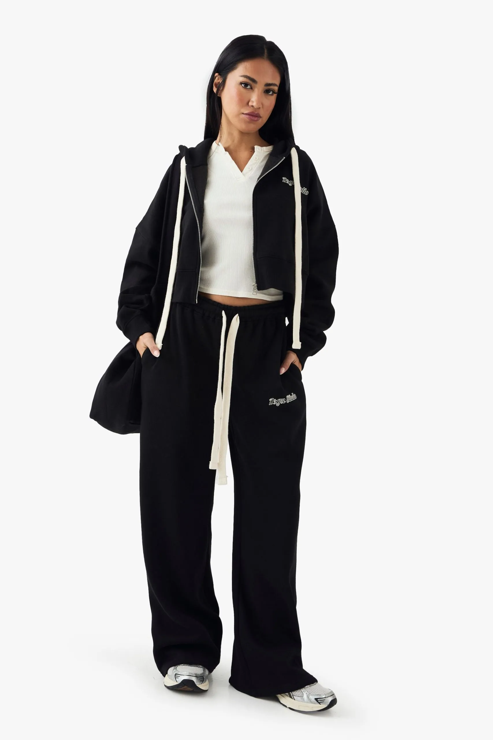 DSGN Studio Contrast Drawcord Straight Leg Jogger