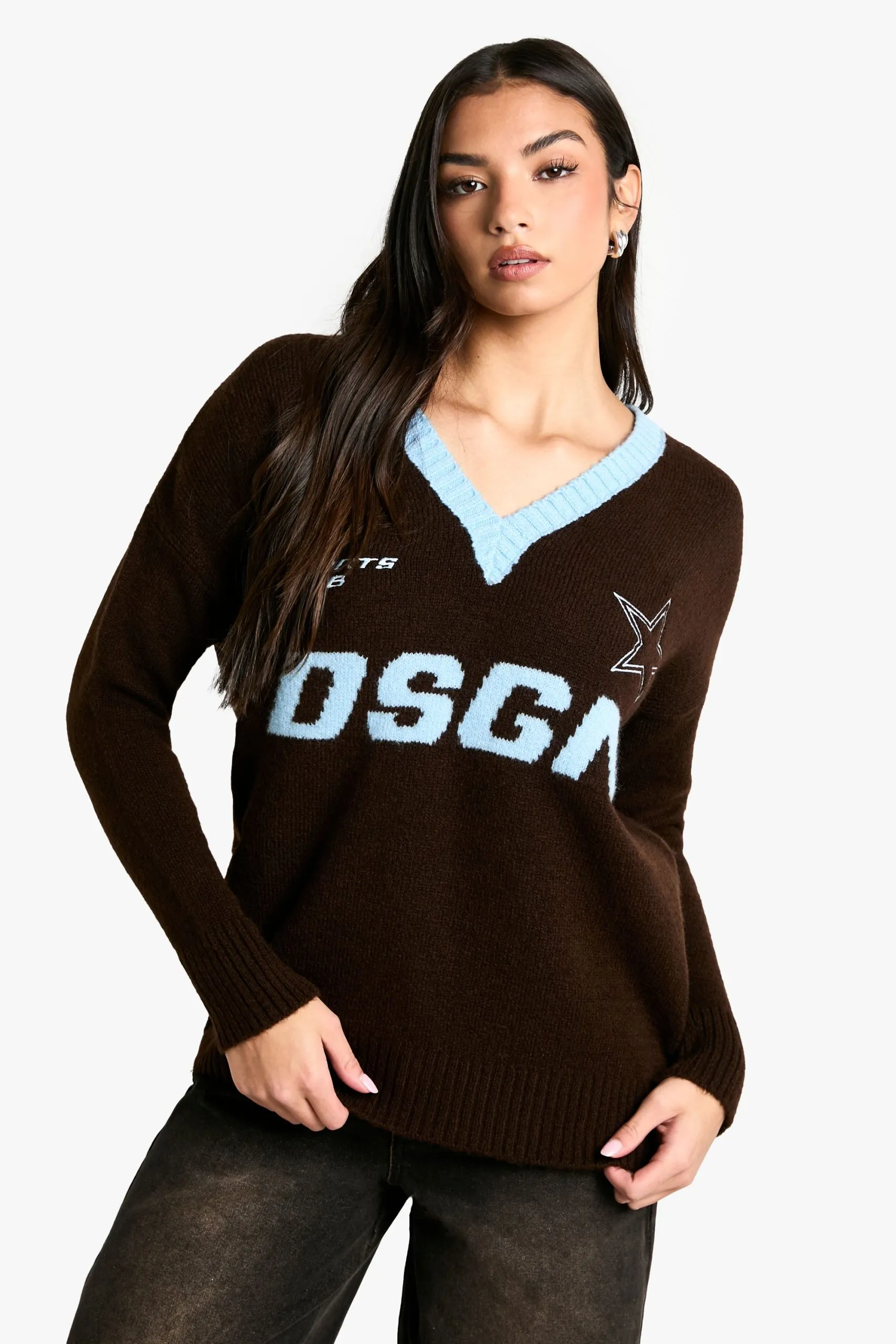 DSGN Studio Embroidered Oversized V Neck Knitted Jumper