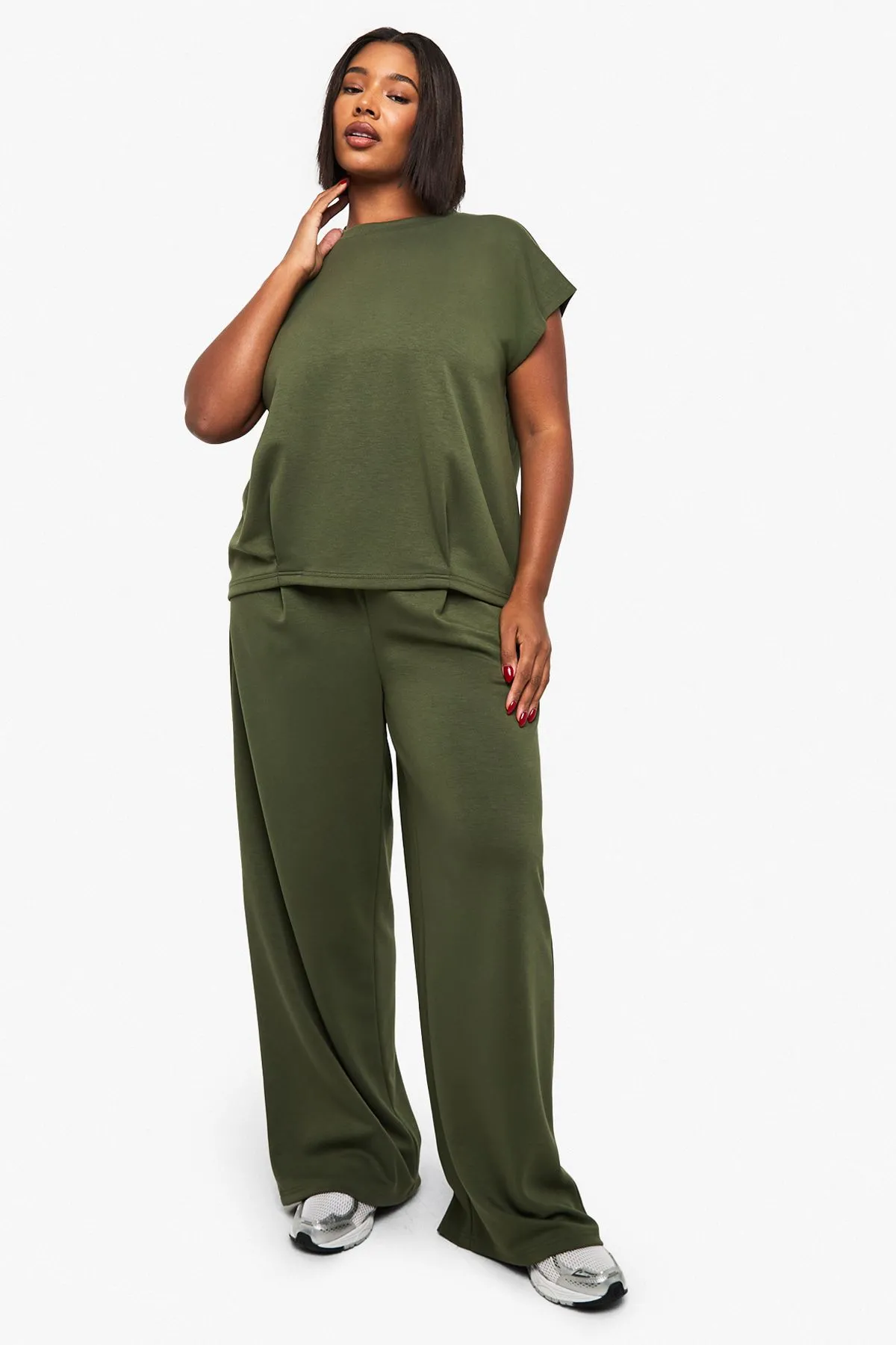 Plus Cap Sleeve Structured Top and Pleated Wide Leg Trouser