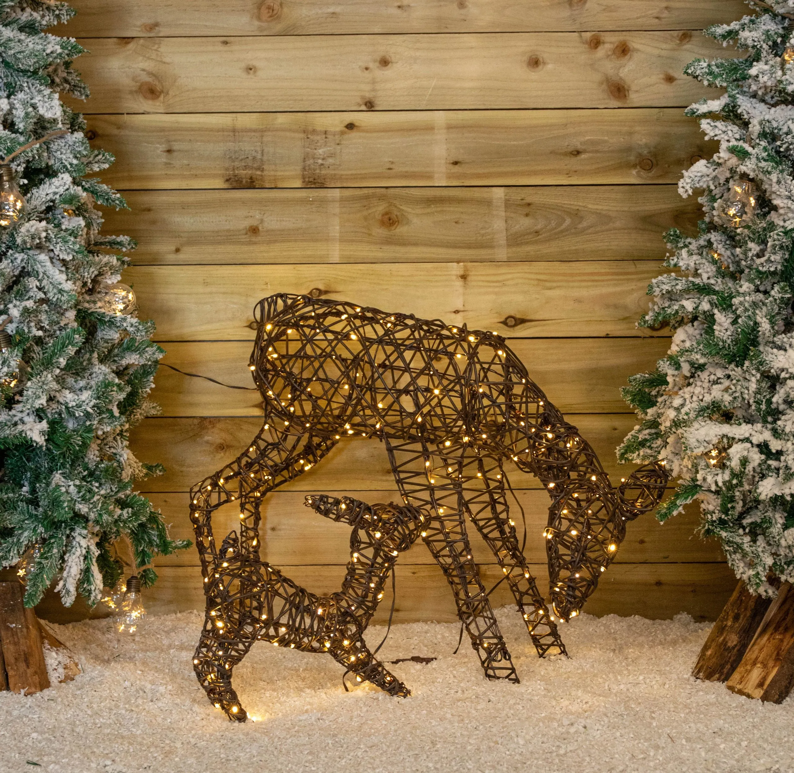 71cm Light up Brown Christmas Doe & Fawn with 250 White & Warm White LEDs