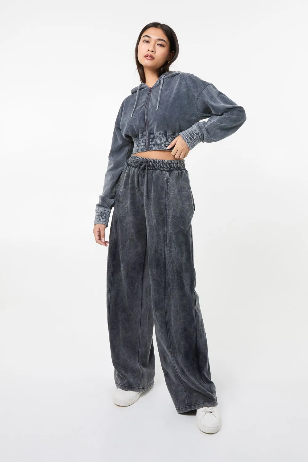 Wash Wide Leg Trousers