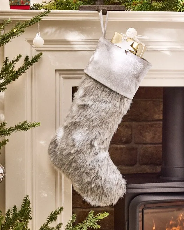 Set of 4 Traditional Beresford Grey Faux Fur Xmas Gift Decoration Christmas Stocking