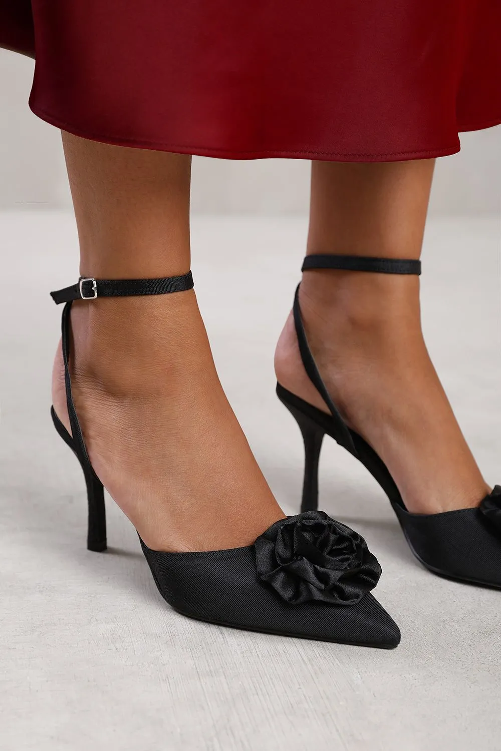'Briar' Pointed Toe Heel With Flower Detail