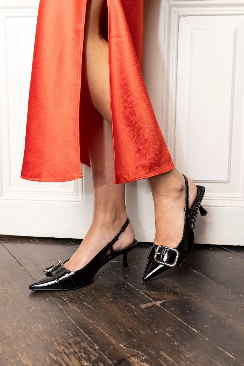 Isera Wide Fit Point Slingback Buckle Court