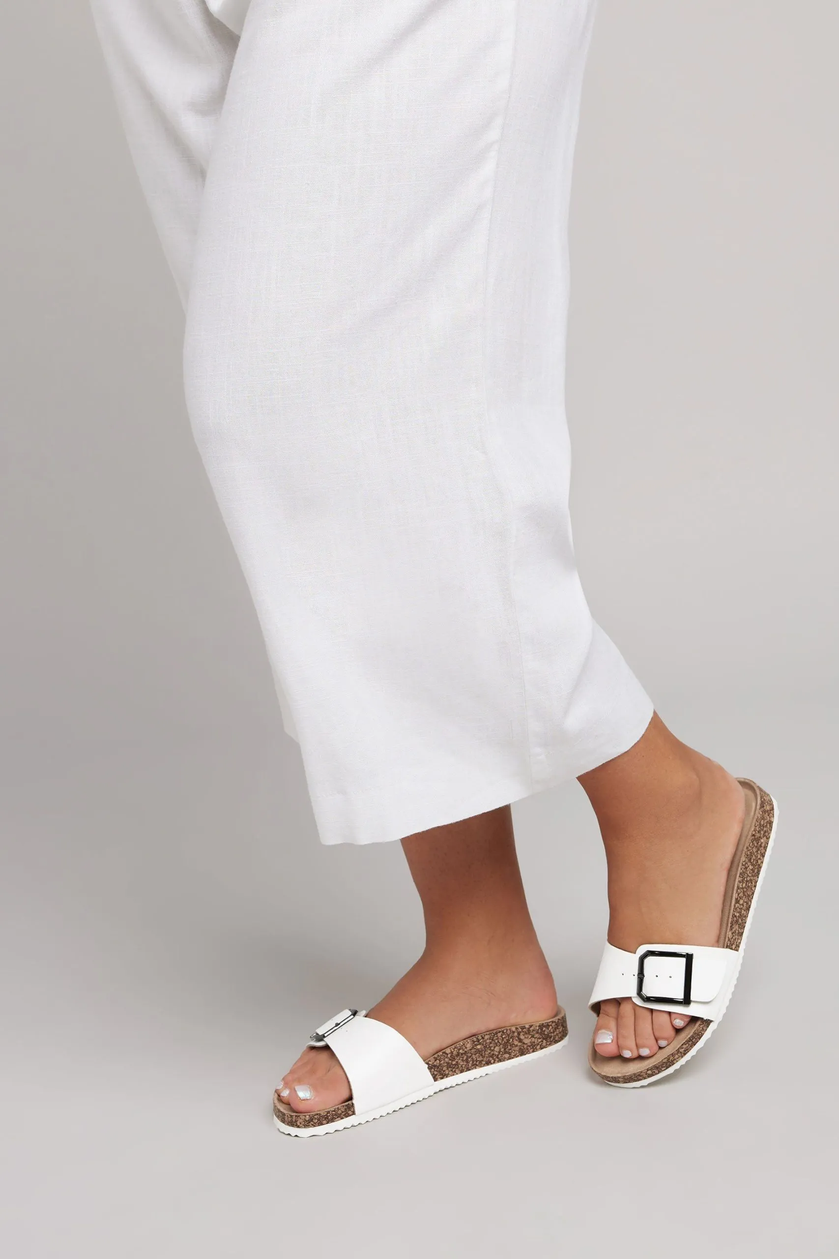 Single Buckle Sandals
