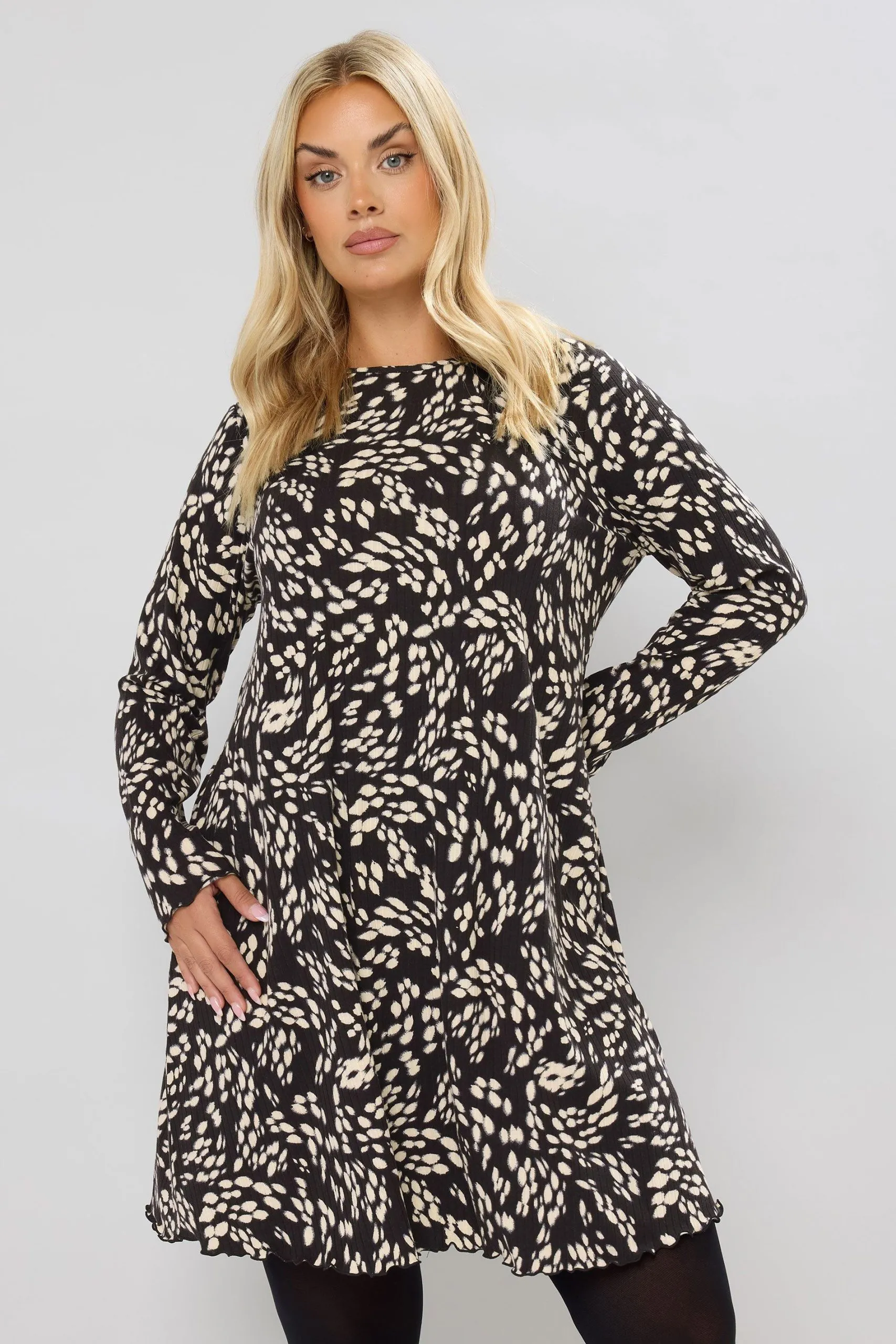 Abstract Print Ribbed Tunic Top
